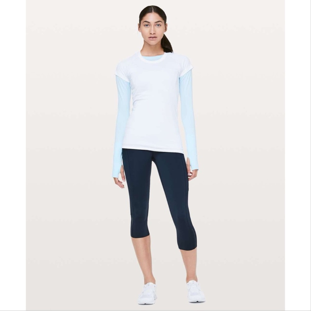 Lululemon Fast & Free Crop II Nulux 19 inch in True Navy with Reflective Detail
